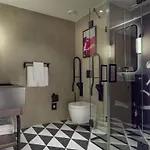 Radisson Red Centre, A Verified Net Zero Hotel