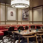 Radisson Red Centre, A Verified Net Zero Otel Oslo