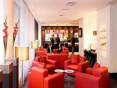 Radisson Red Centre, A Verified Net Zero 4* オスロ