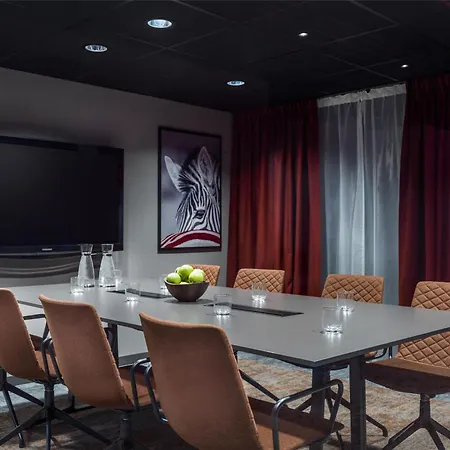 Radisson Red Centre, A Verified Net Zero 4*