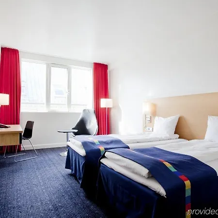 ホテル Radisson Red Centre, A Verified Net Zero