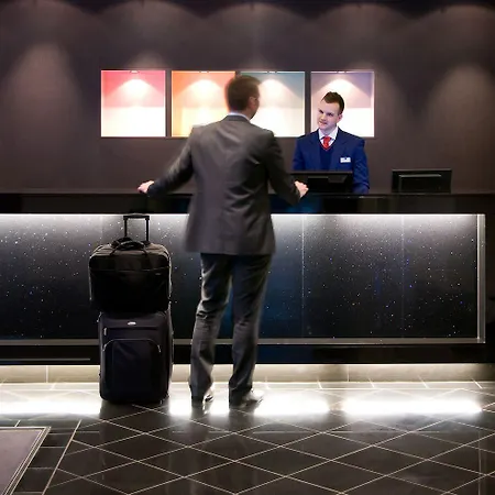 Radisson Red Centre, A Verified Net Zero 4* オスロ