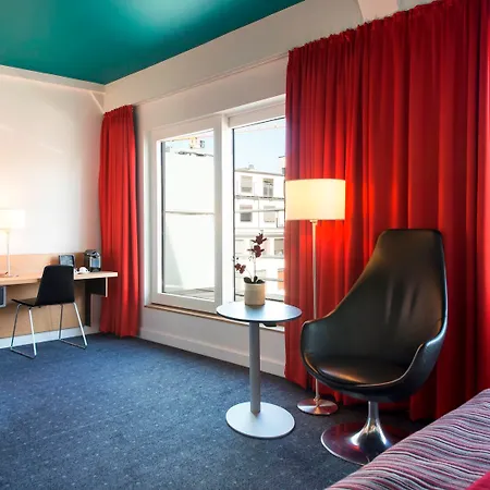 Radisson Red Centre, A Verified Net Zero Hotel 4*