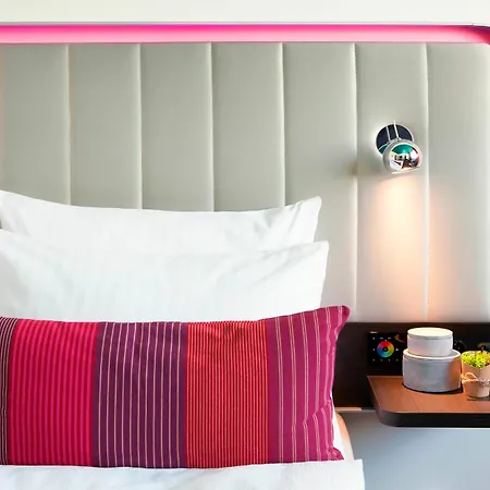 Hotel Radisson Red Centre, A Verified Net Zero