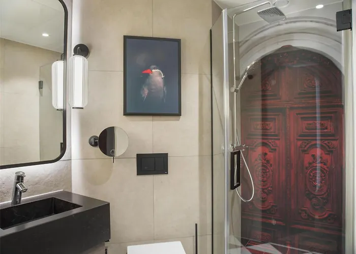 Hotel Radisson Red Centre, A Verified Net Zero 4*