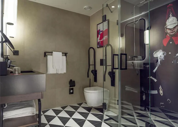 Radisson Red Centre, A Verified Net Zero Hotel