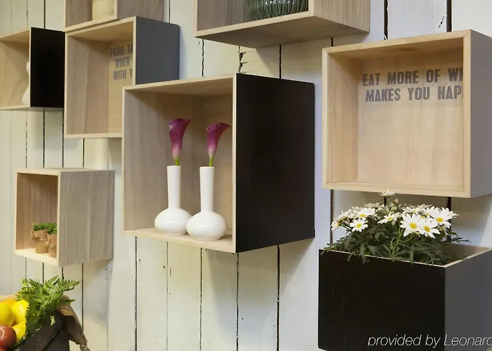 Hotel Radisson Red Centre, A Verified Net Zero 4*