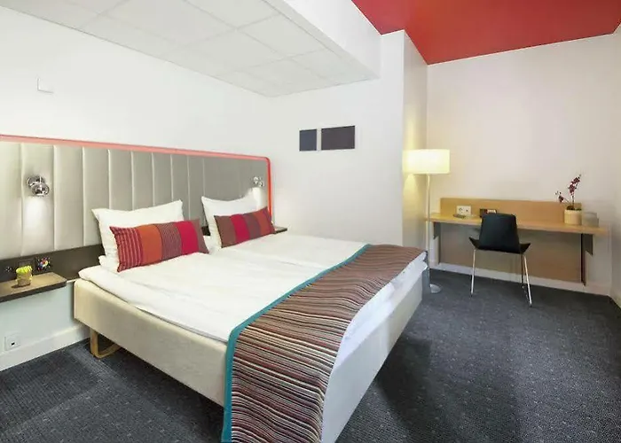 Radisson Red Centre, A Verified Net Zero Hotel 4*