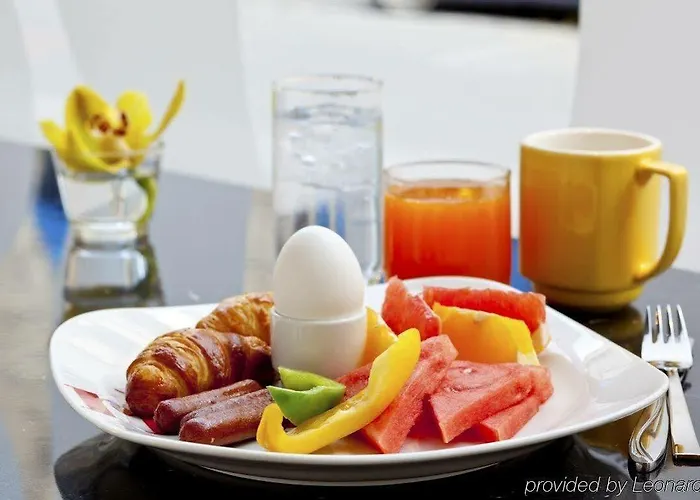 Radisson Red Centre, A Verified Net Zero 4*